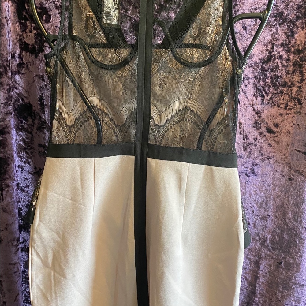 Dress - Picture 2 of 3